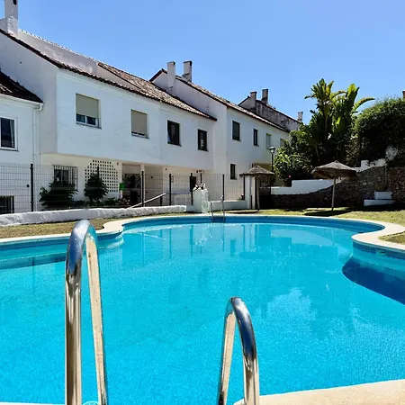 El Capricho Townhouse With Swimming Pool - Eaw Homes-3